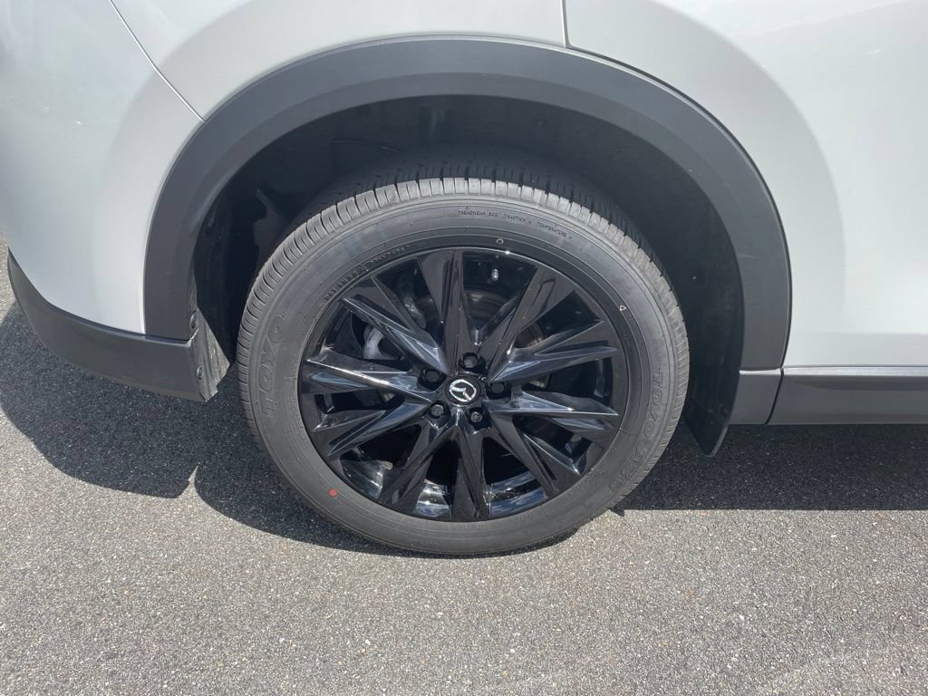 Certified 2025 MAZDA CX-5 Carbon Edition AWD/4WD image 4