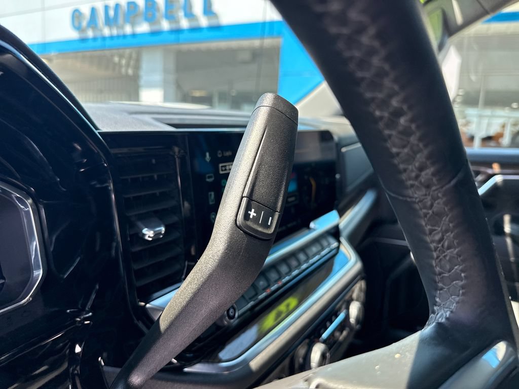 Used 2024 Chevrolet Silverado 1500 LT AWD/4WD image 28