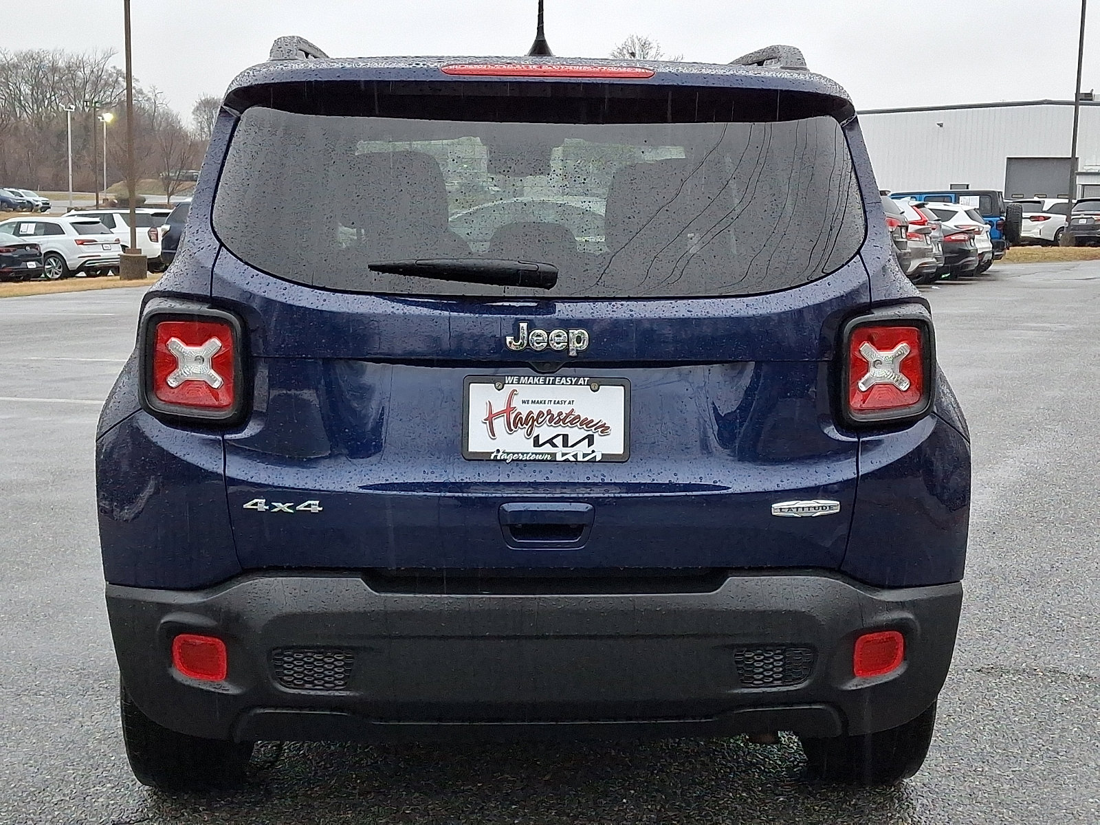 Used 2020 Jeep Renegade Latitude w/ Cold Weather Group image 6