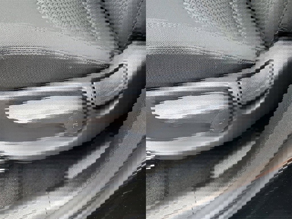 New 2026 Kia Sportage LX image 7