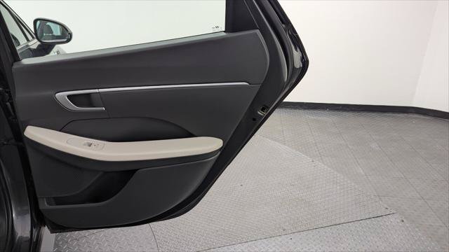 Used 2025 Hyundai Sonata SEL FWD image 21