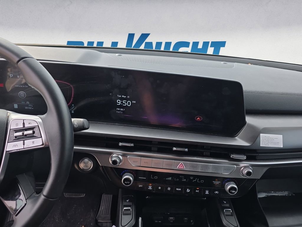 Used 2025 Kia Telluride S FWD image 11