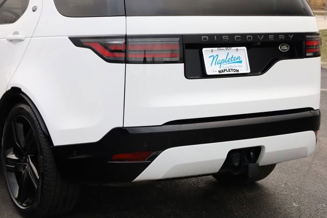 Used 2023 Land Rover Discovery S R-Dynamic image 7