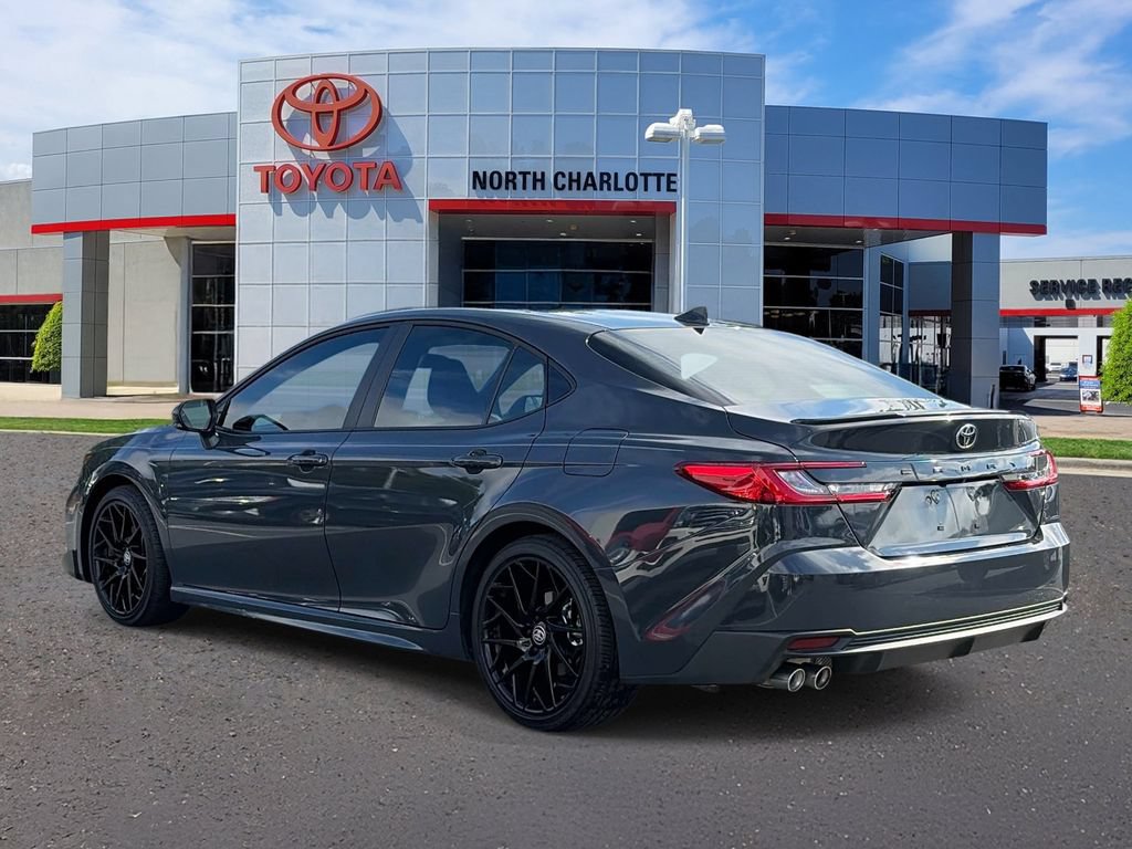 Used 2026 Toyota Camry SE FWD image 5