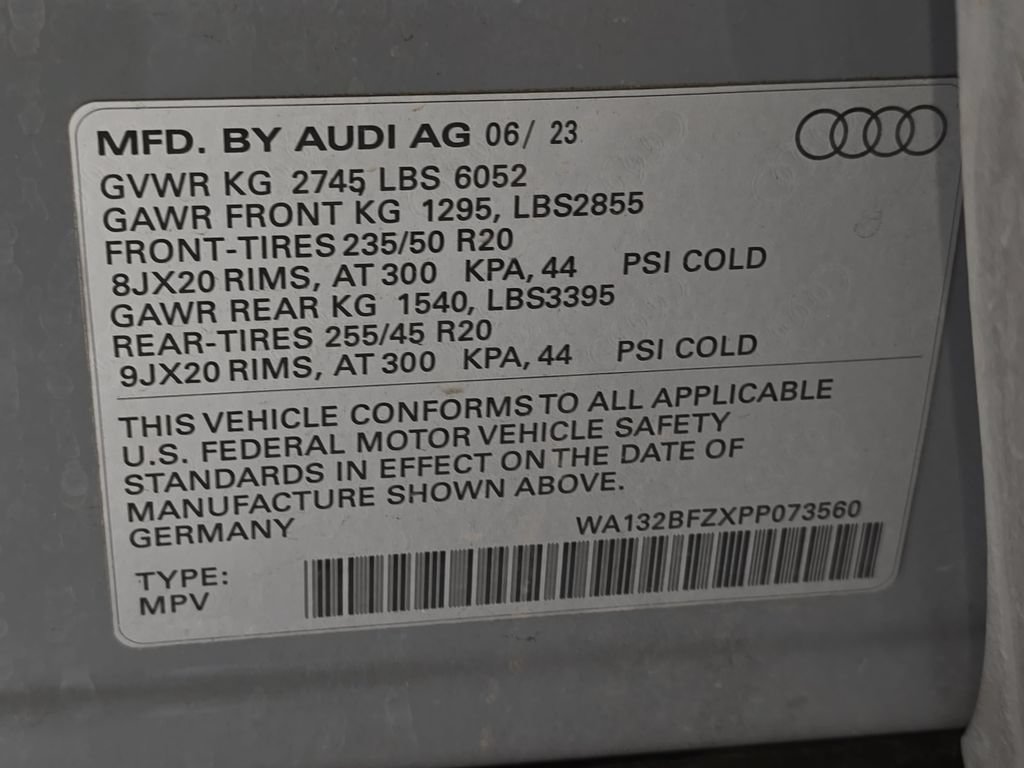 Used 2023 Audi Q4 e-tron Premium Plus AWD/4WD image 35