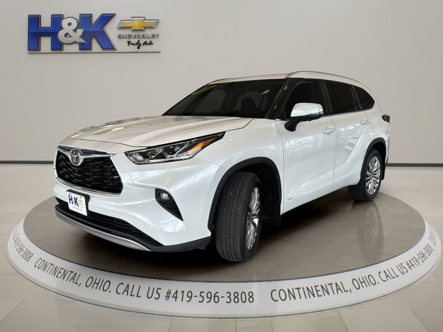 Used 2026 Toyota Highlander Platinum AWD/4WD image 3