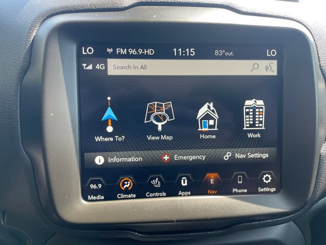 Used 2023 Jeep Renegade Latitude w/ Sun/Sound Group AWD/4WD image 30