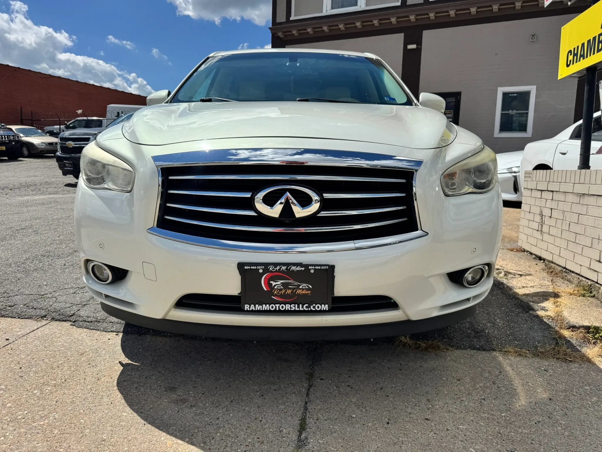 Used 2013 INFINITI JX35 AWD w/ Premium Pkg image 8