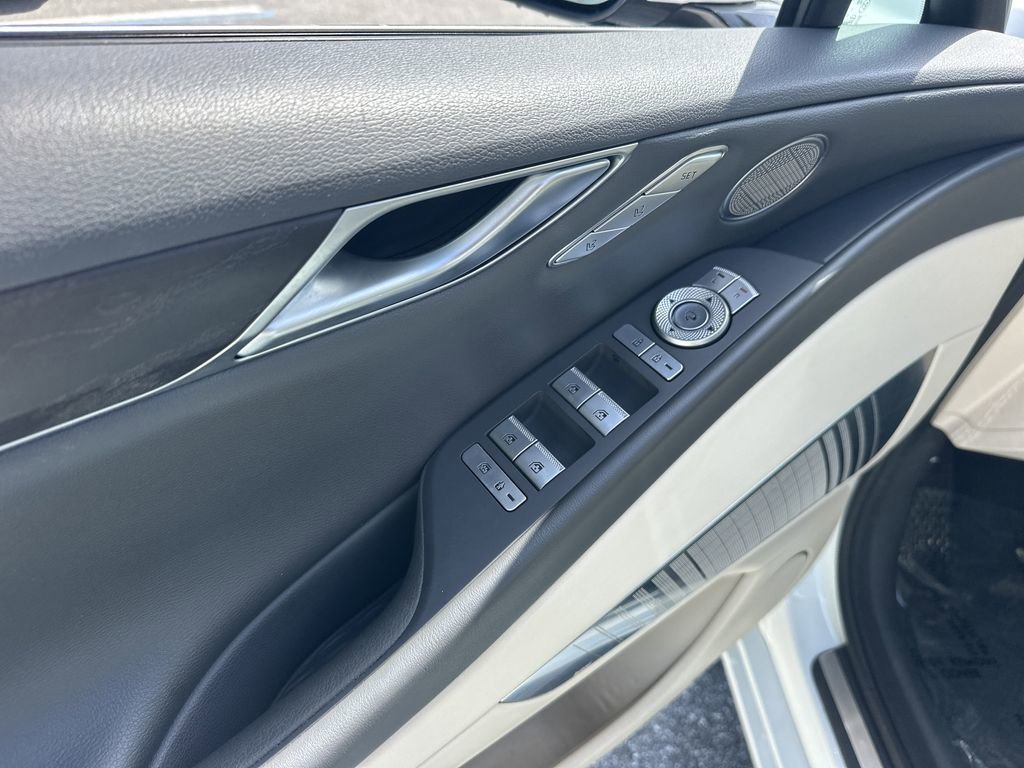 Used 2021 Genesis G80 2.5T w/ Advanced Package image 17