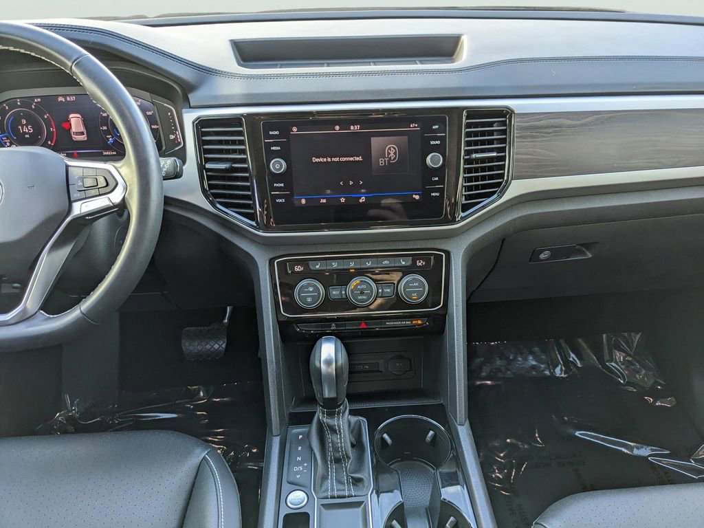 Used 2023 Volkswagen Atlas SE w/ Black Wheel Package FWD image 15