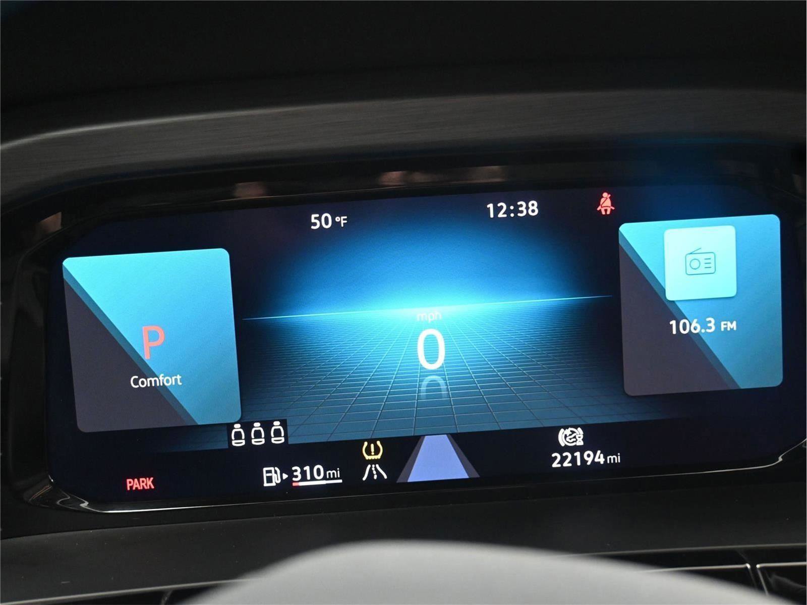 Used 2025 Volkswagen Atlas Cross Sport SE image 5