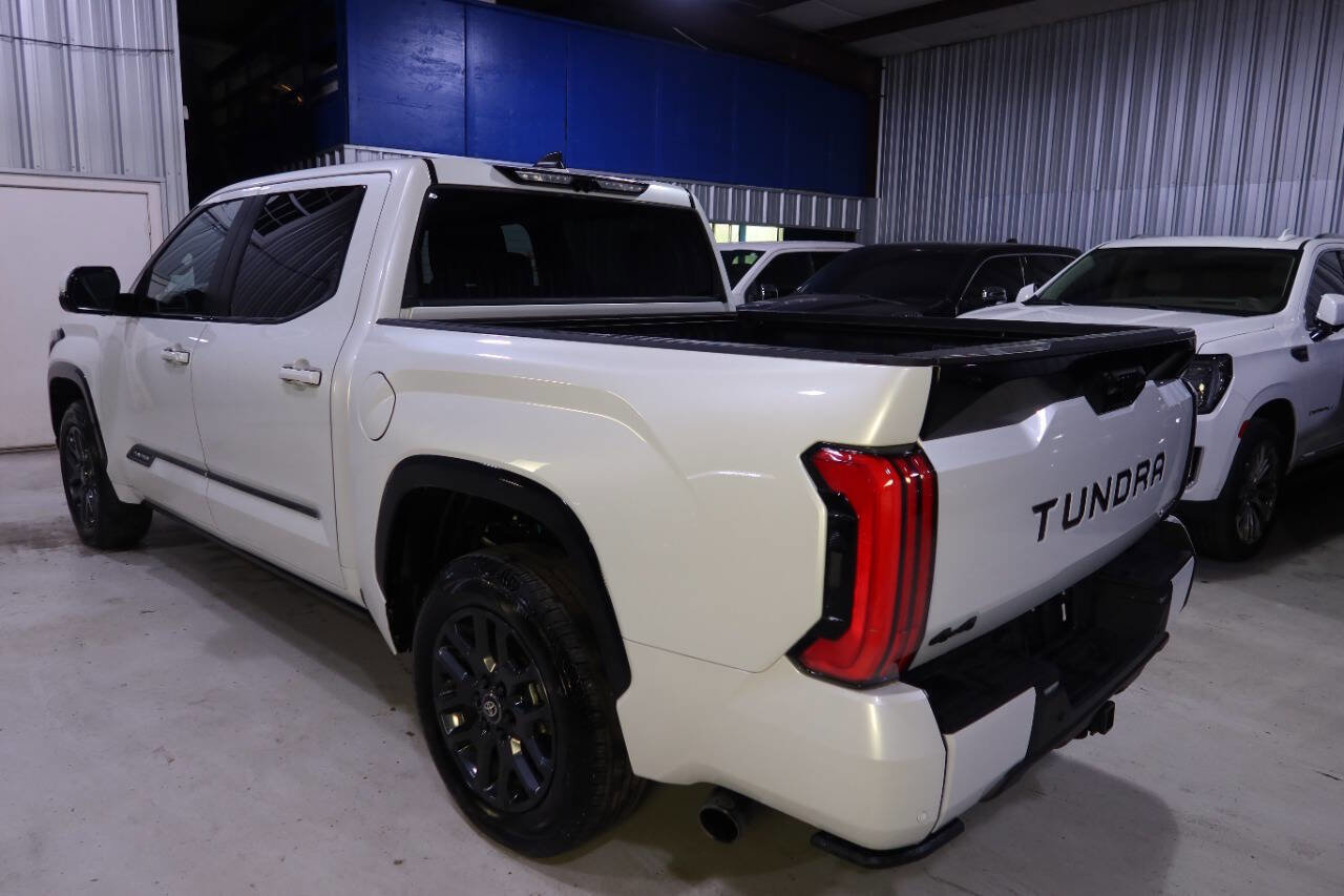 Used 2025 Toyota Tundra Platinum AWD/4WD image 3