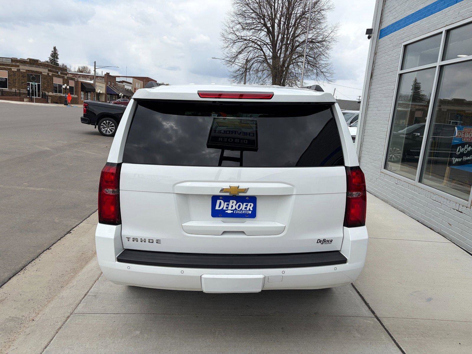 Used 2015 Chevrolet Tahoe LT AWD/4WD image 4
