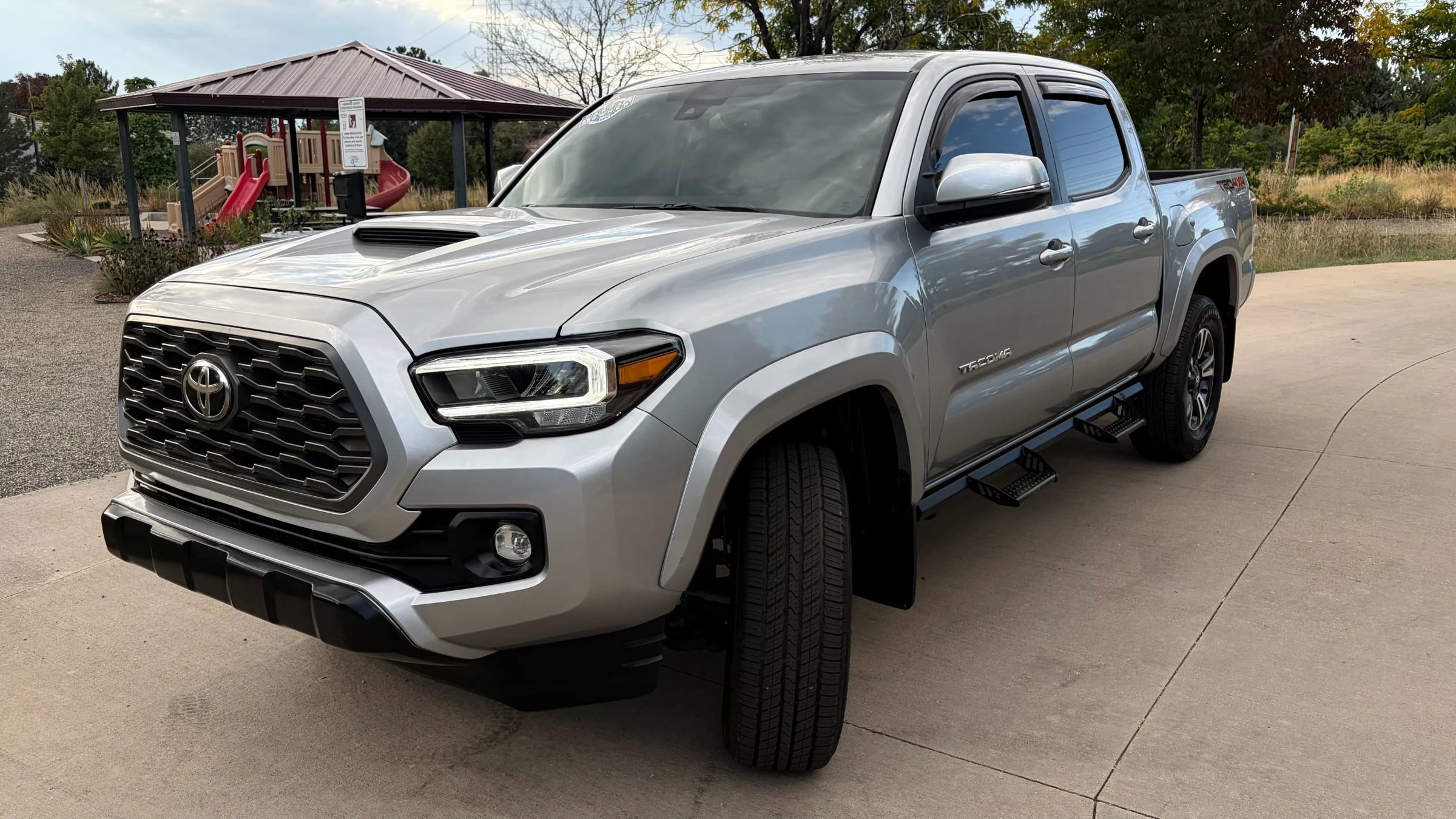 Used 2023 Toyota Tacoma TRD Sport image 3
