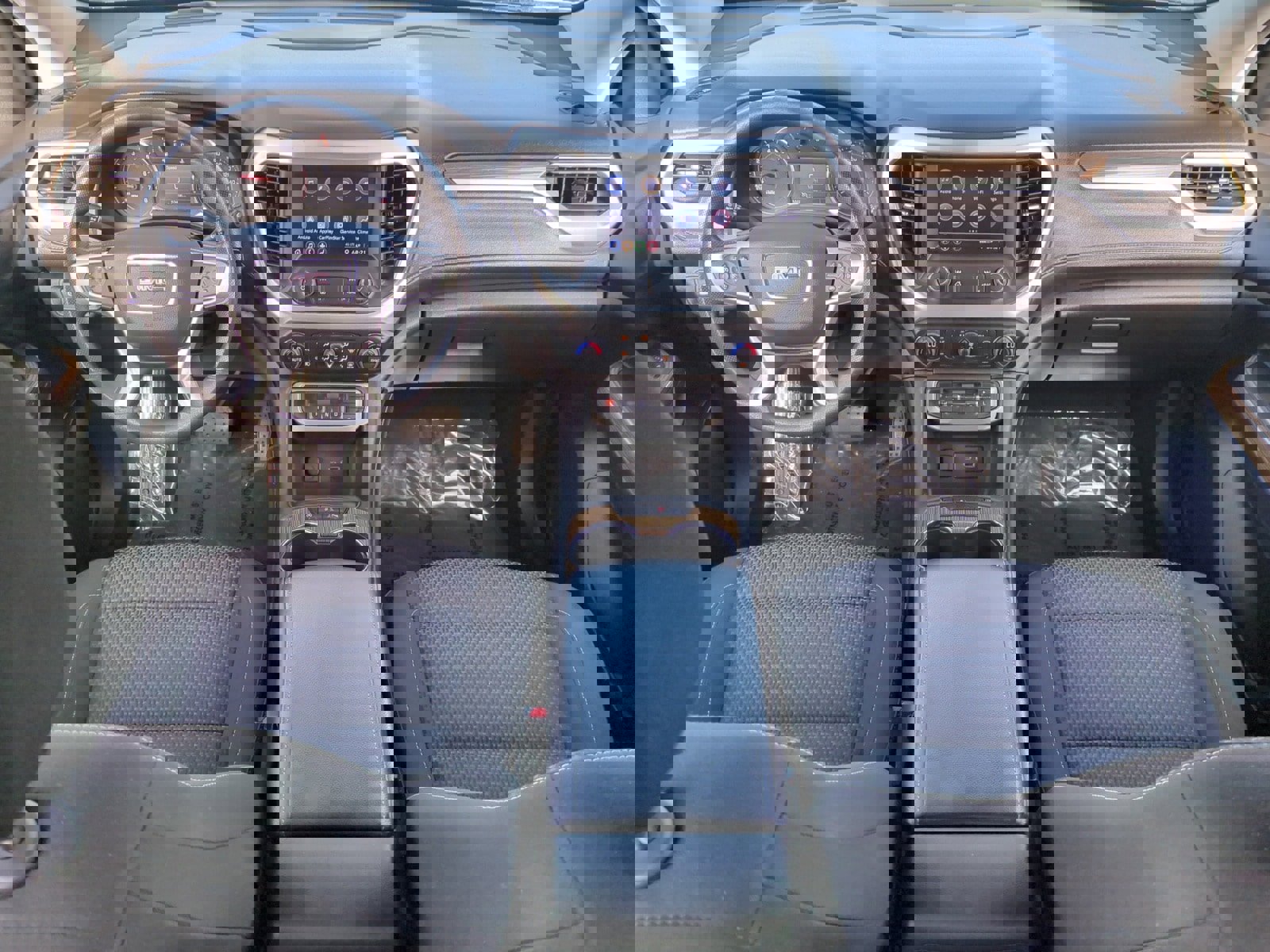 Used 2023 GMC Acadia SLE w/ Elevation Edition image 10