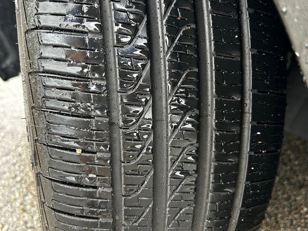 Used 2024 BMW 430i Convertible image 40