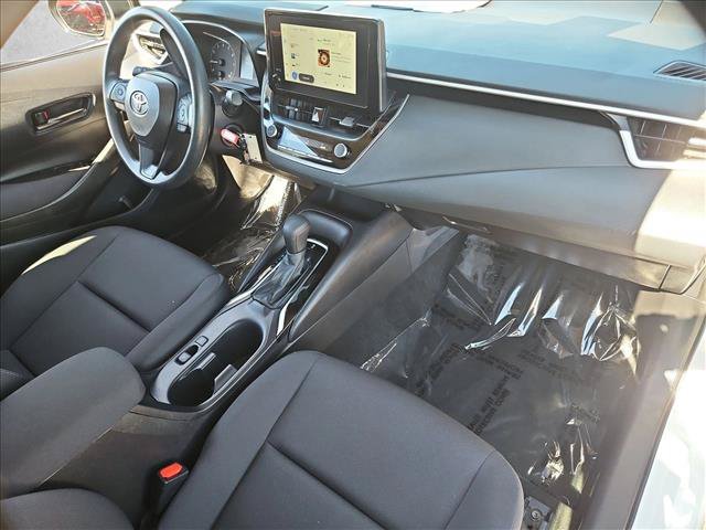 Used 2025 Toyota Corolla LE FWD image 27