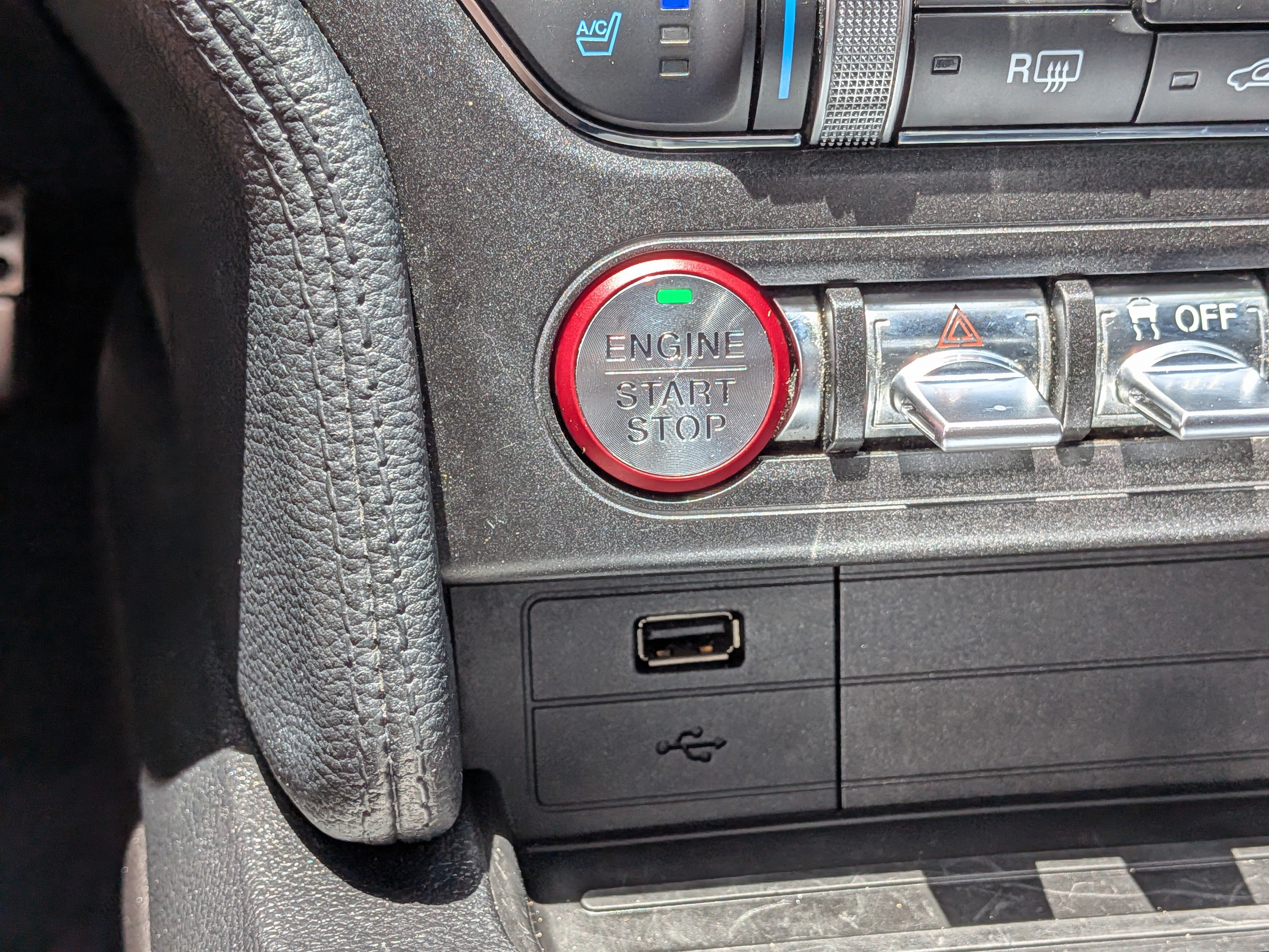 Used 2020 Ford Mustang GT Premium RWD image 26