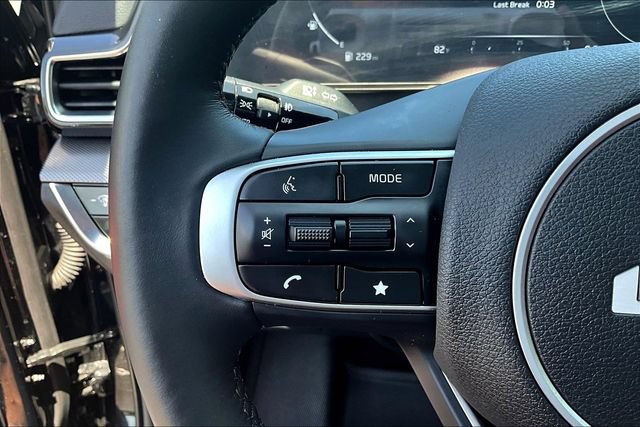 Certified 2025 Kia Sportage SX FWD image 11