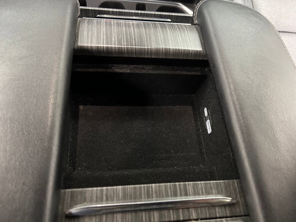 Used 2024 Jeep Wagoneer L Series II image 47