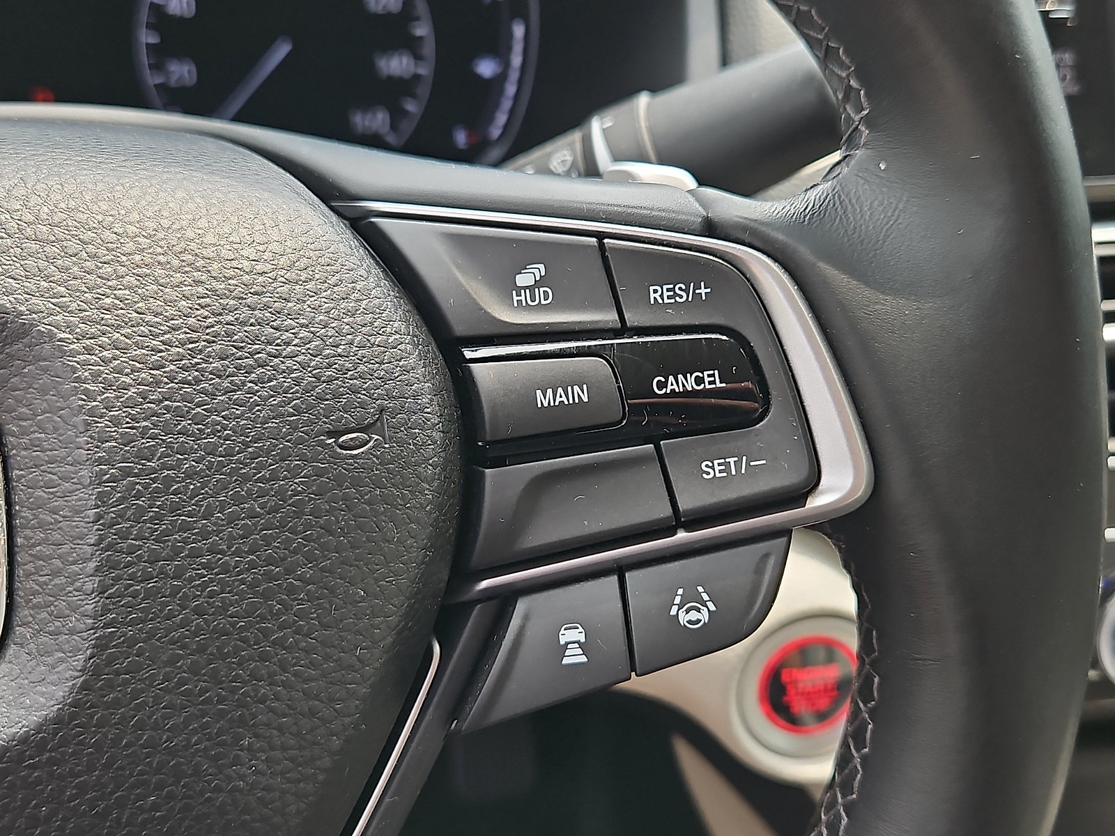 Used 2018 Honda Accord Touring image 24