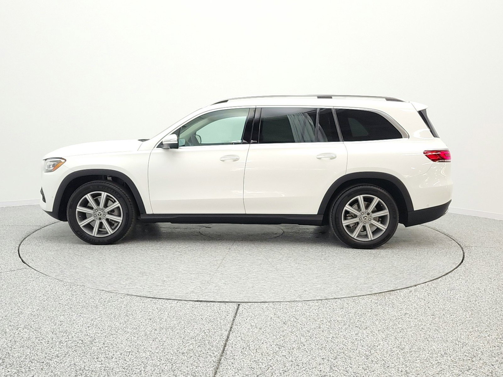 Certified 2022 Mercedes-Benz GLS 450 4MATIC image 8