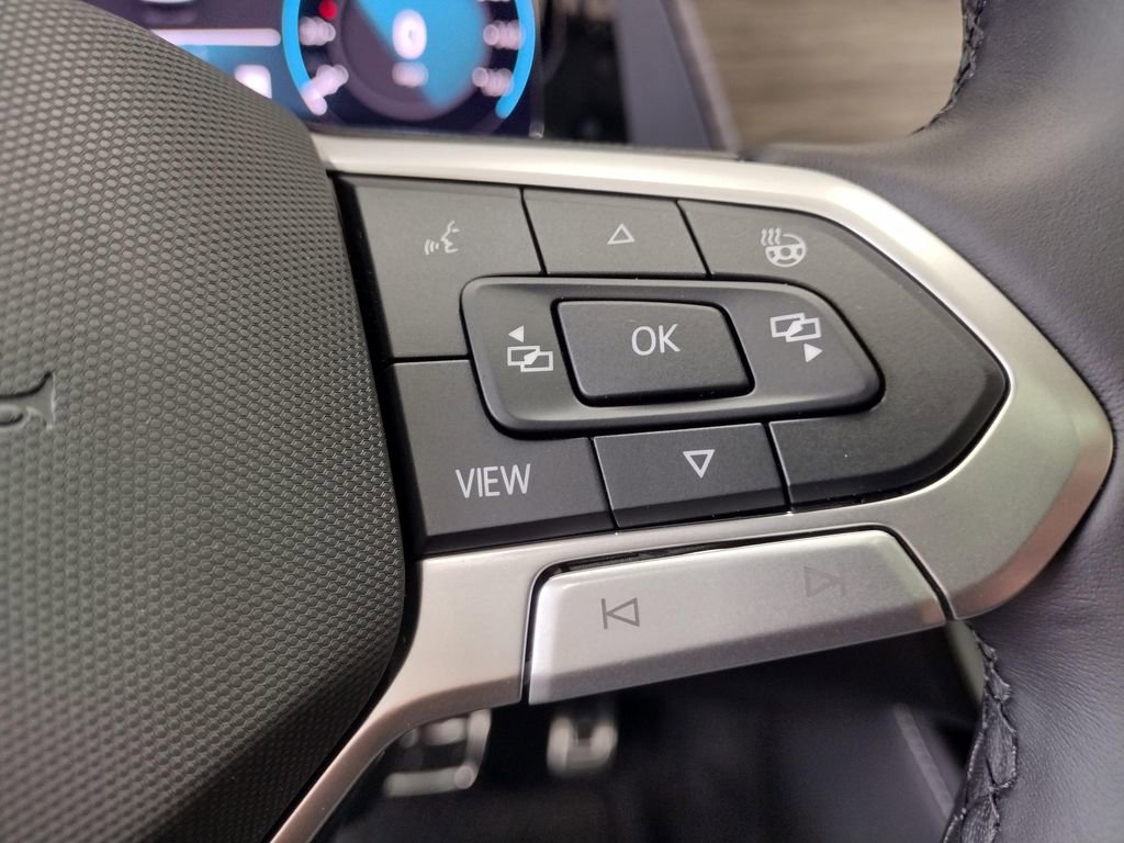 New 2026 Volkswagen Atlas SEL Premium R-Line image 35