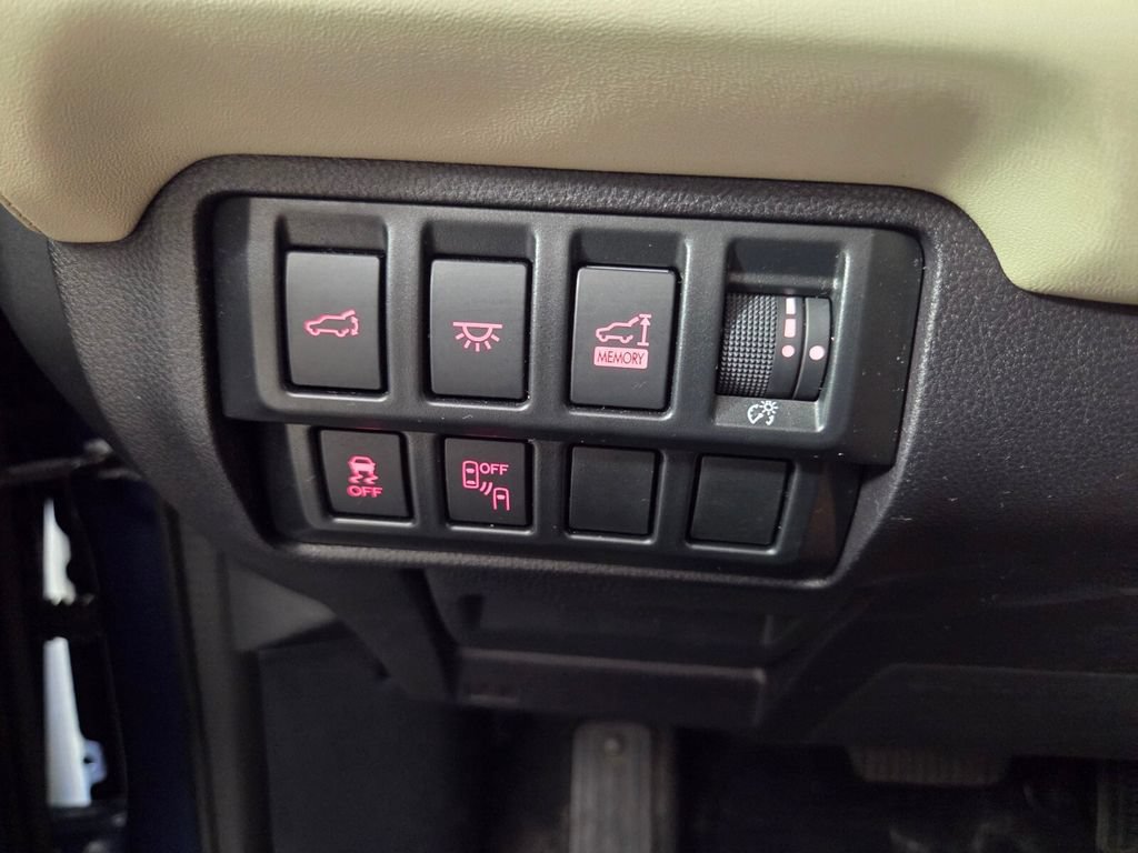 Used 2020 Subaru Ascent Limited w/ Popular Package #2 AWD/4WD image 18