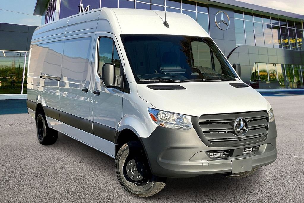 New 2026 Mercedes-Benz Sprinter 4500 image 1