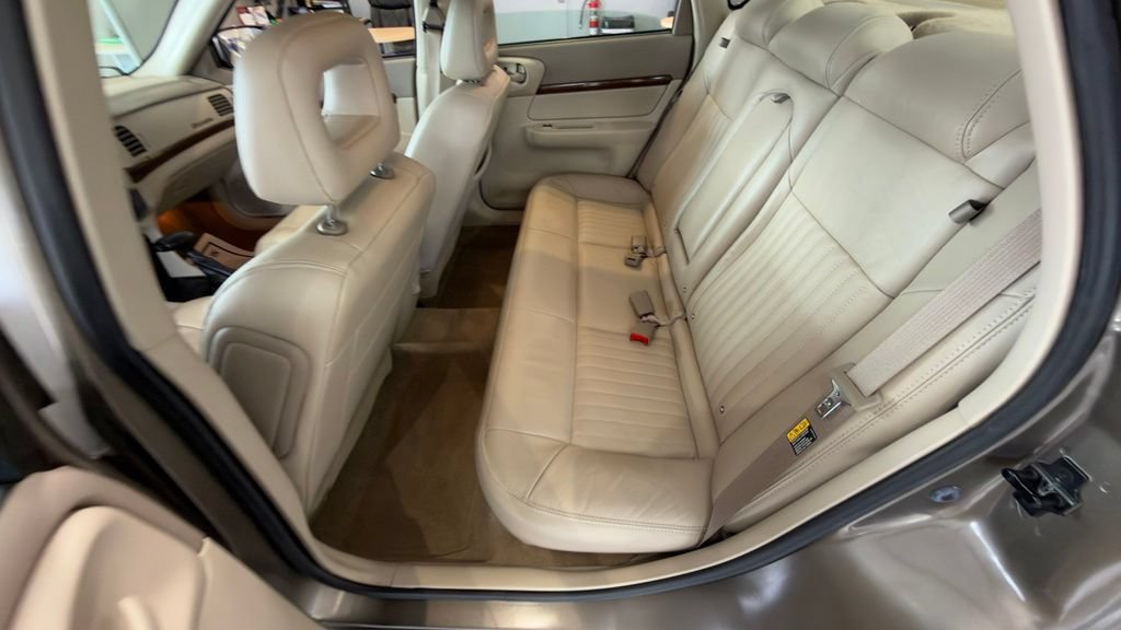 Used 2002 Chevrolet Impala LS w/ Seating Comfort Pkg FWD image 44