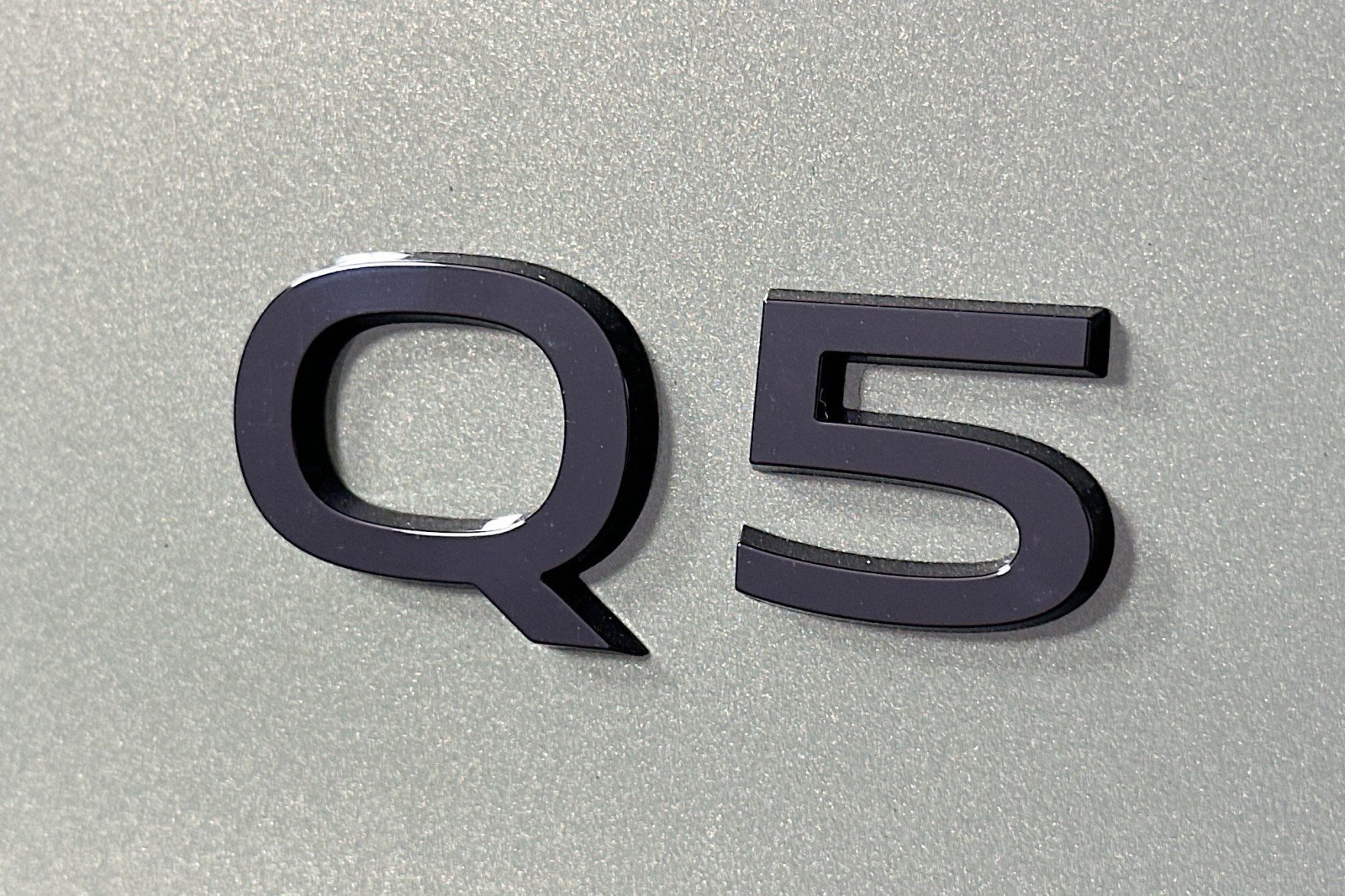 New 2025 Audi Q5 Premium image 10