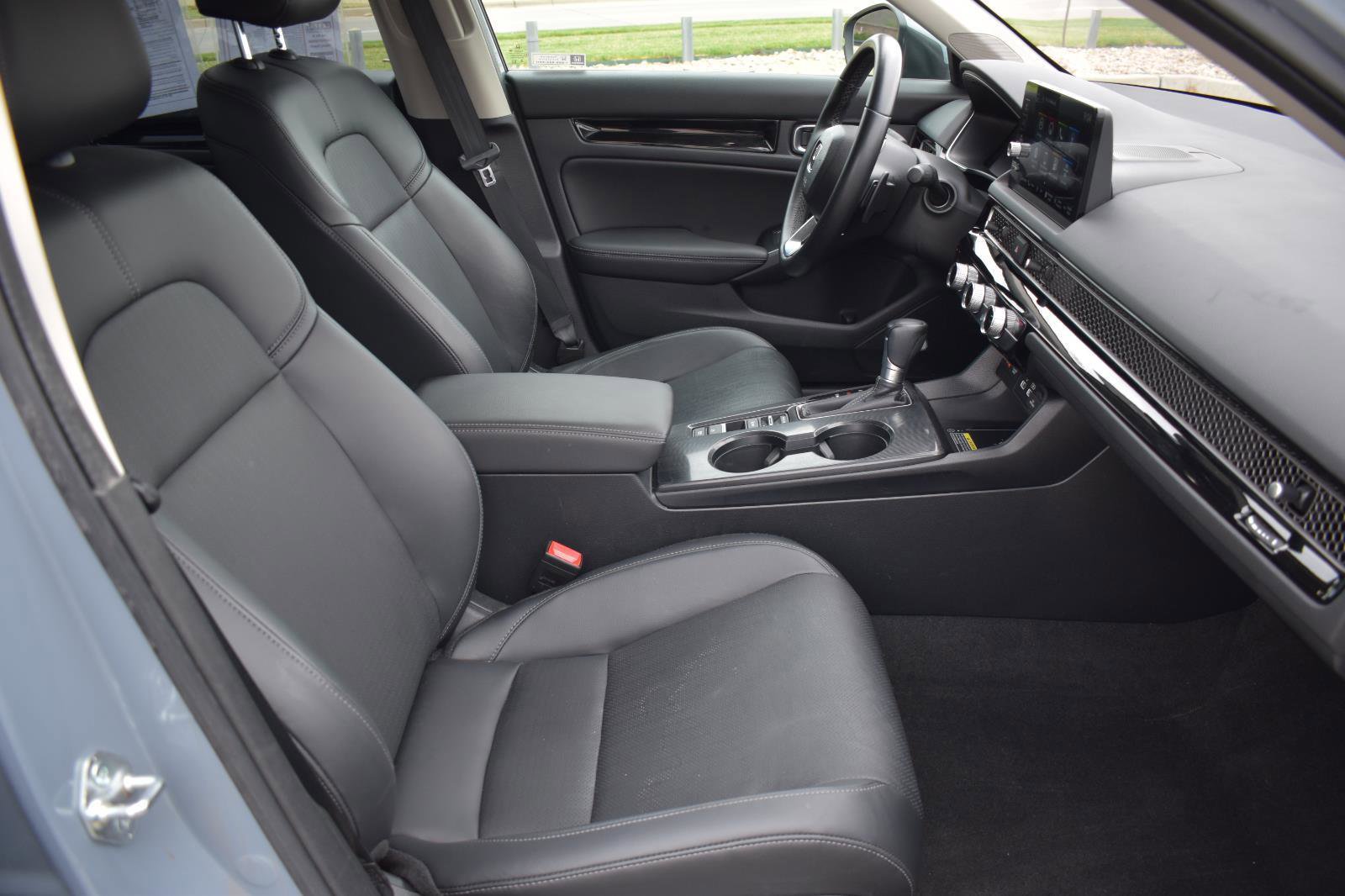 Used 2023 Honda Civic Touring image 15