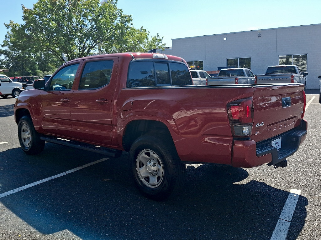Used 2020 Toyota Tacoma SR AWD/4WD image 7
