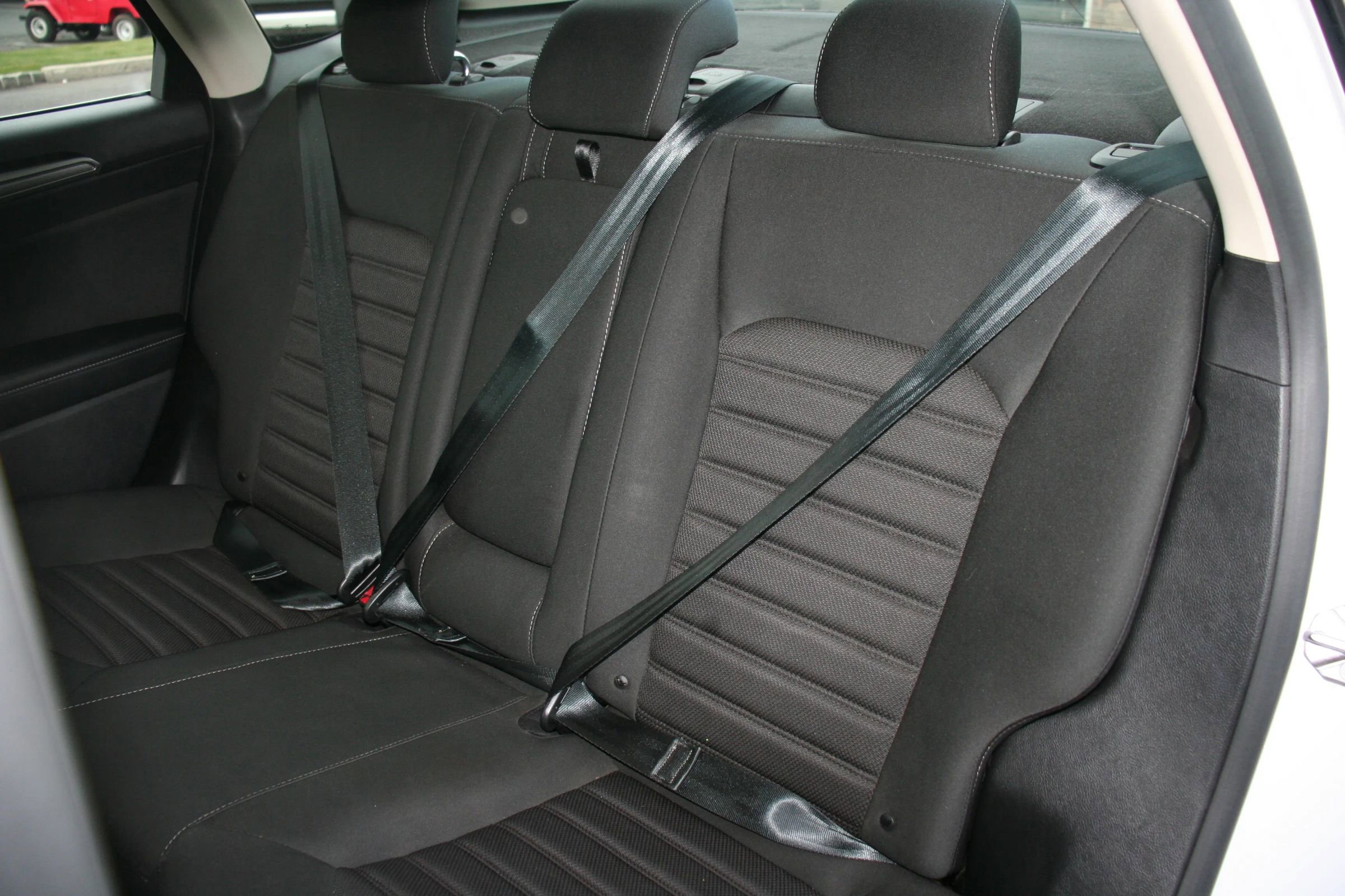 Used 2019 Ford Fusion SE image 14