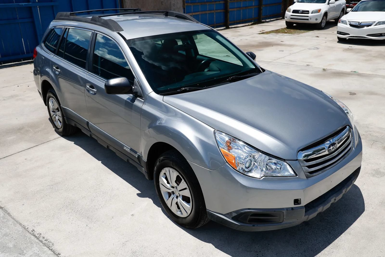 Used 2011 Subaru Outback 2.5i AWD/4WD image 9