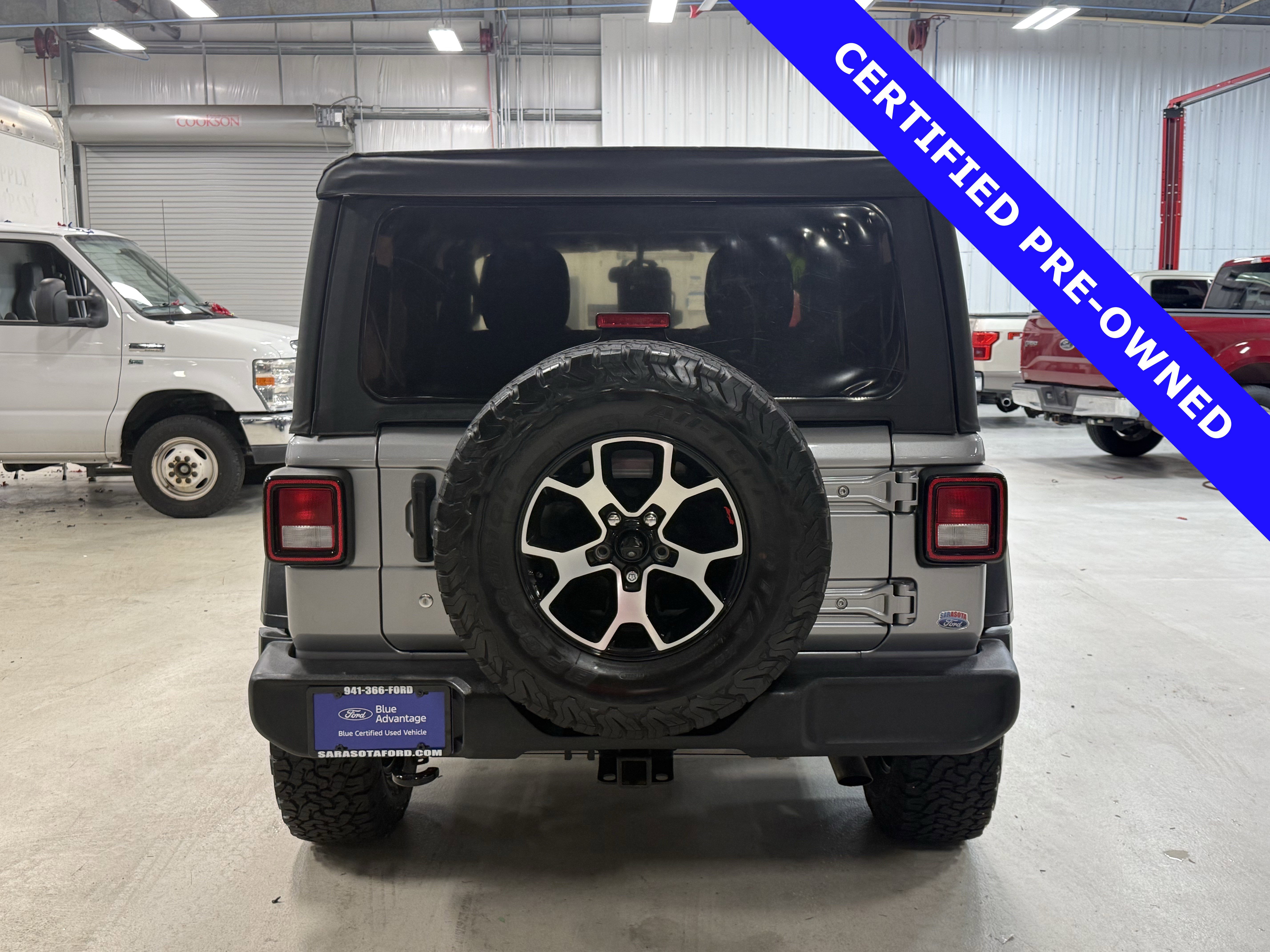 Used 2020 Jeep Wrangler Sport image 5