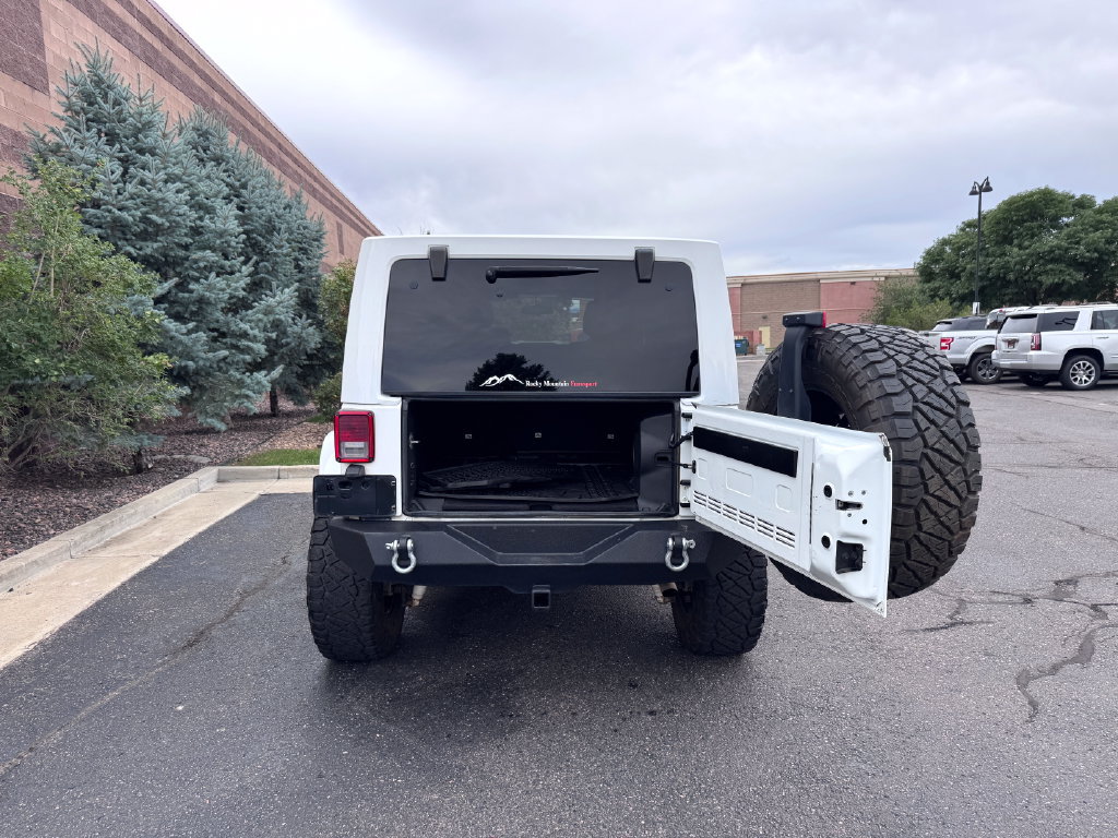 Used 2012 Jeep Wrangler Unlimited Sahara w/ Connectivity Group AWD/4WD image 10
