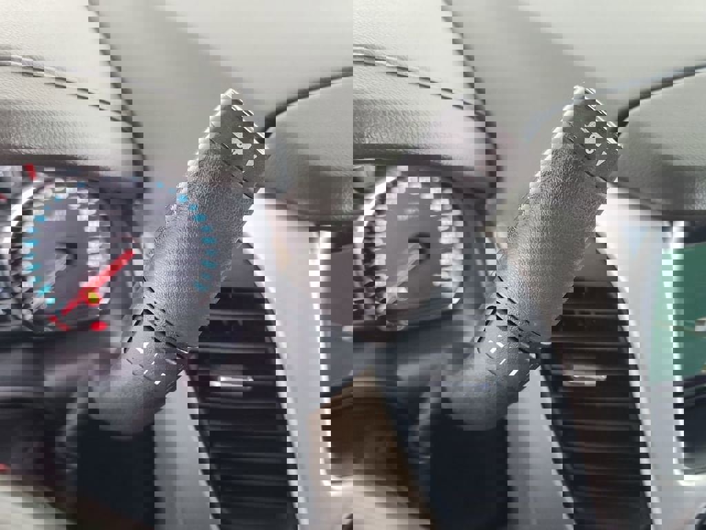 Used 2017 GMC Yukon SLT w/ Open Road Package image 16