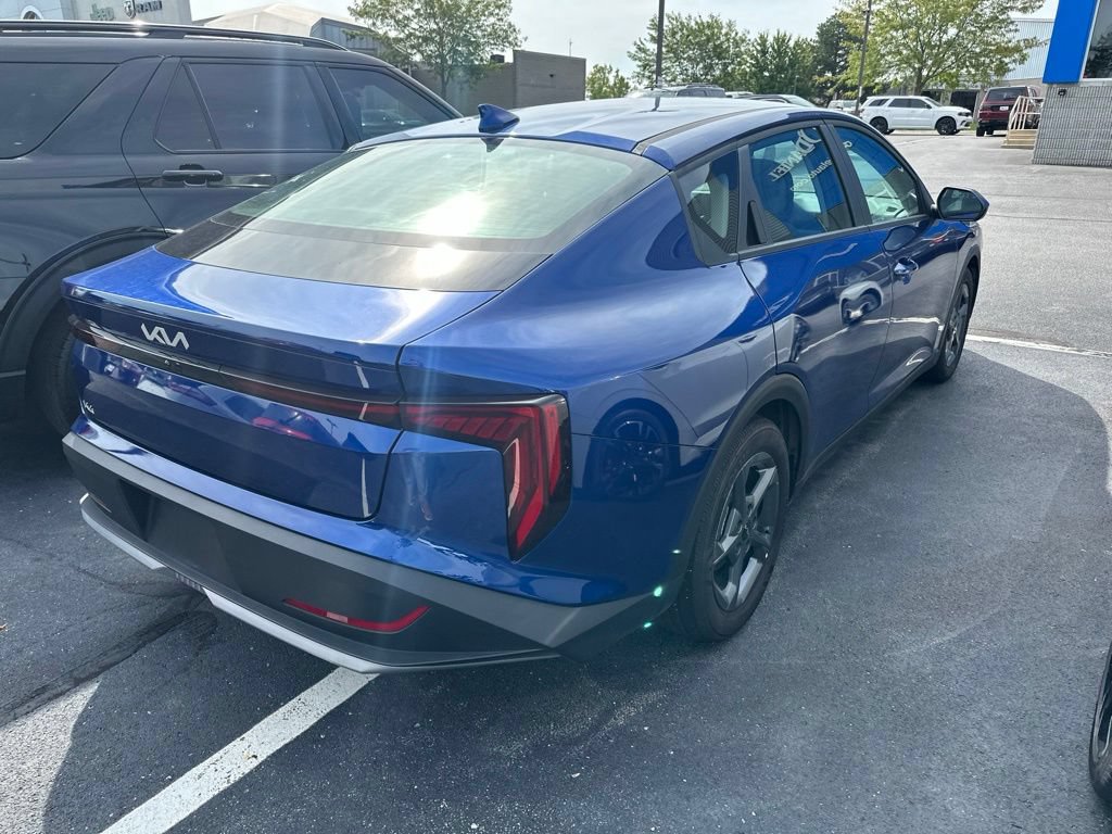 Used 2025 Kia K4 FWD image 3