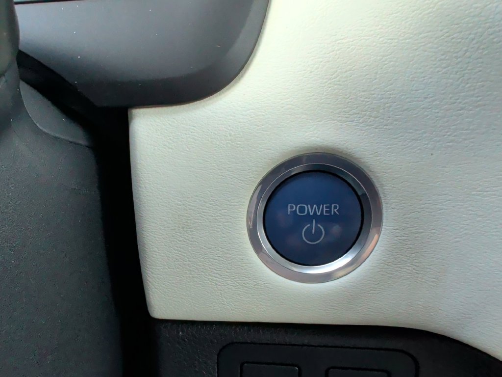 Used 2023 Toyota Sequoia Capstone AWD/4WD image 23
