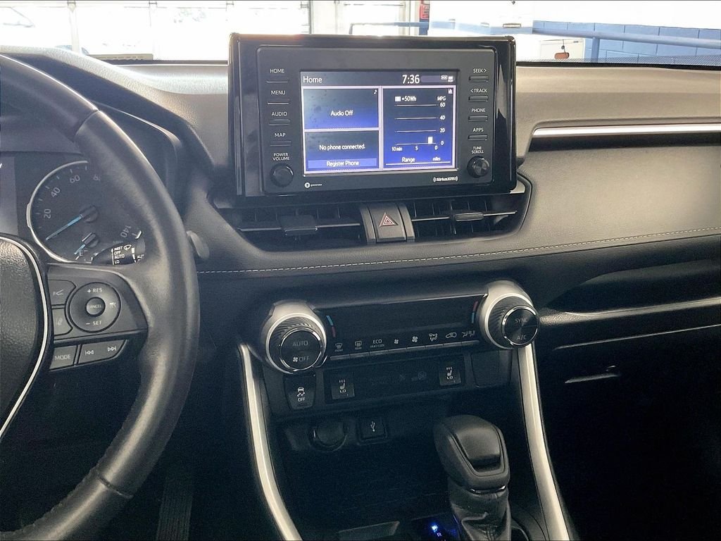 Certified 2022 Toyota RAV4 XLE w/ Convenience Package AWD/4WD image 18