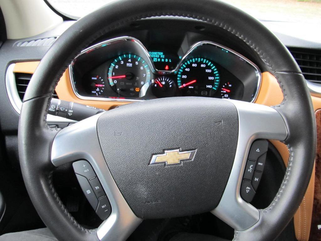 Used 2013 Chevrolet Traverse LT image 50