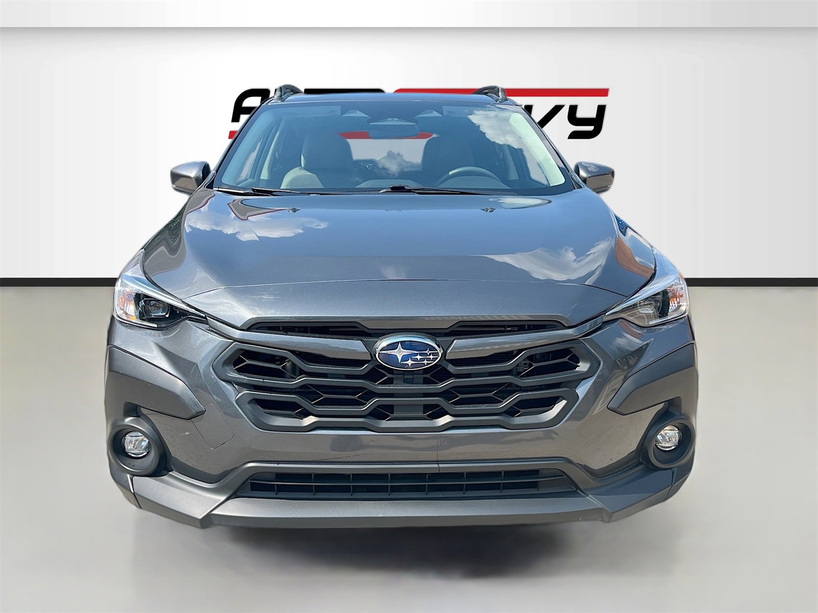 Used 2024 Subaru Crosstrek 2.0i Premium image 2