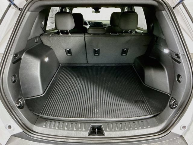 New 2027 Chevrolet Equinox LT w/ Safety and Technology Package FWD image 26