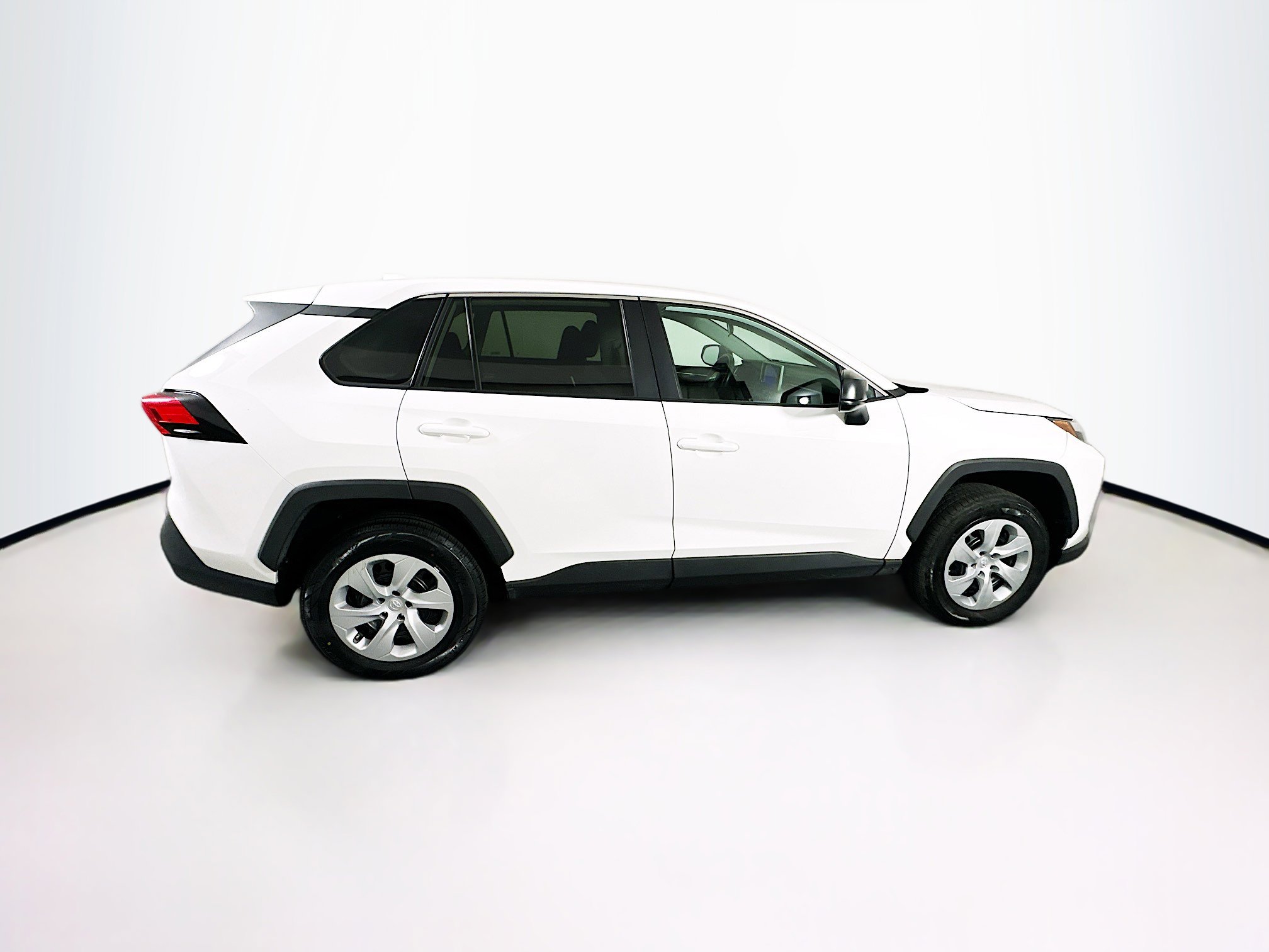 Used 2024 Toyota RAV4 LE image 10