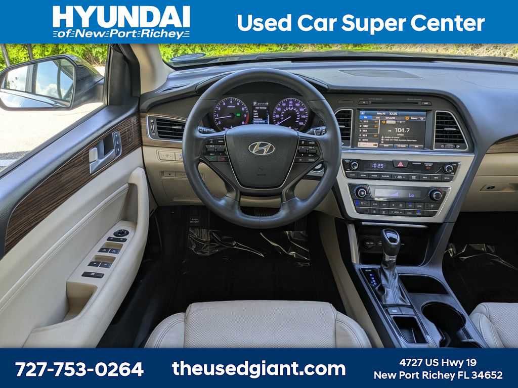 Used 2017 Hyundai Sonata Limited w/ Tech Package 03 FWD image 18