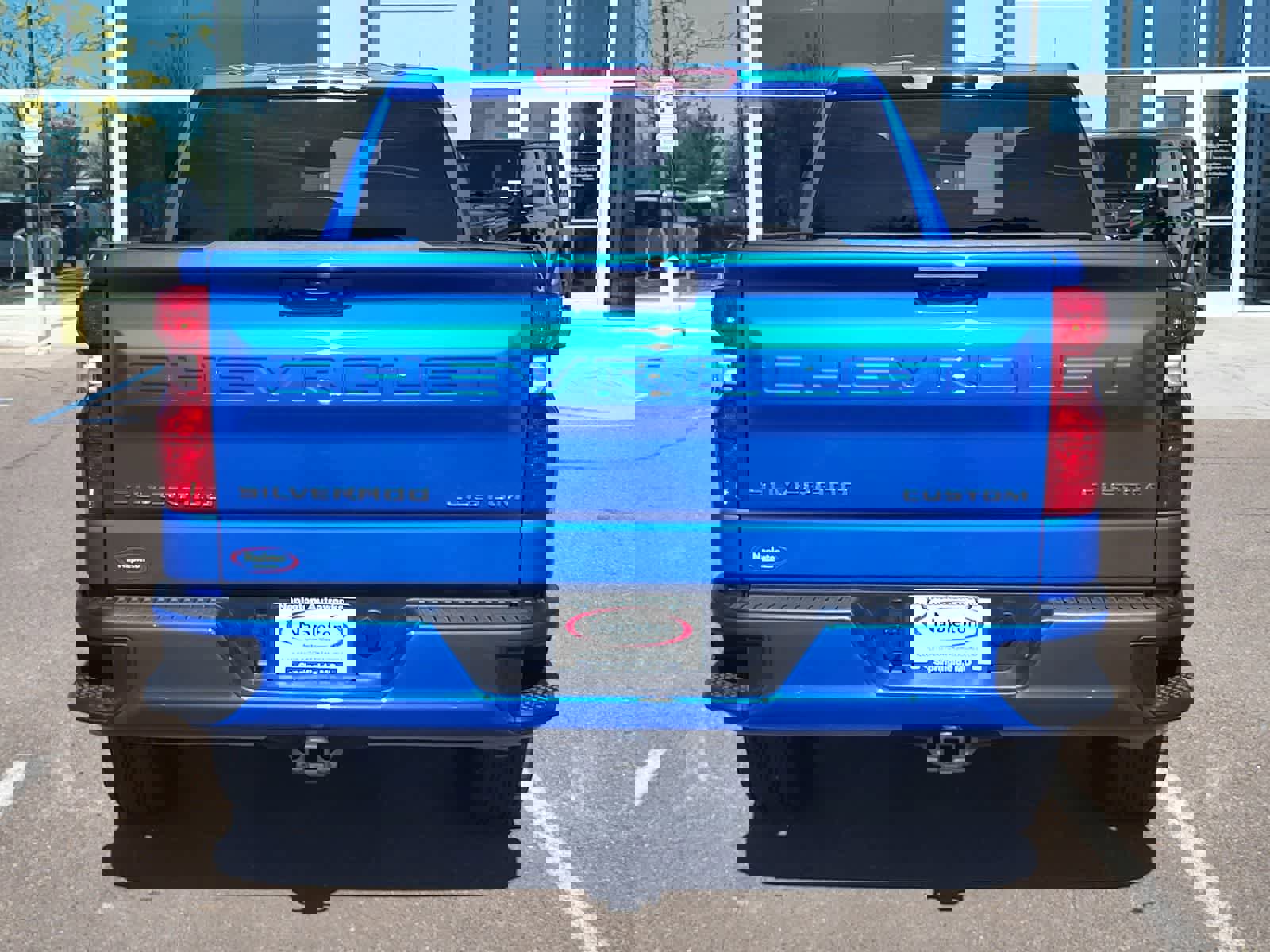 Used 2025 Chevrolet Silverado 1500 Custom image 6