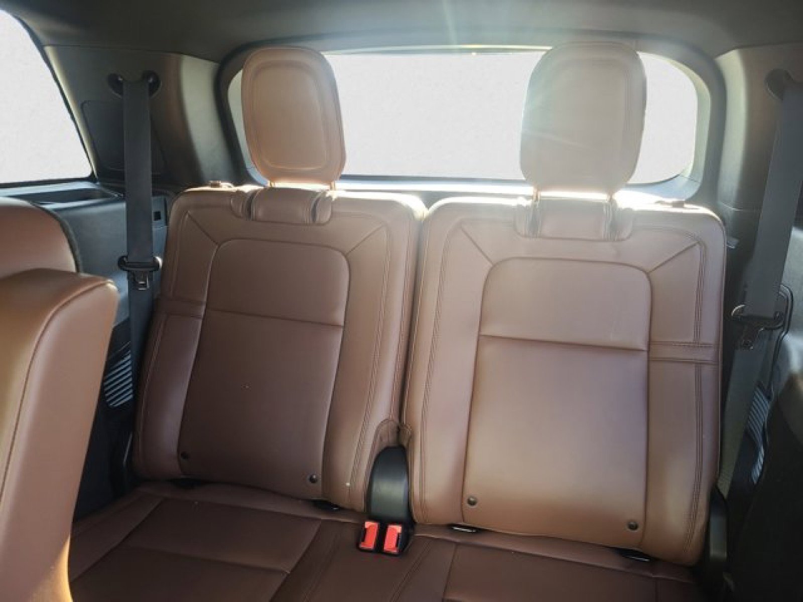 Used 2024 Lincoln Aviator Reserve w/ Equipment Group 201A image 20