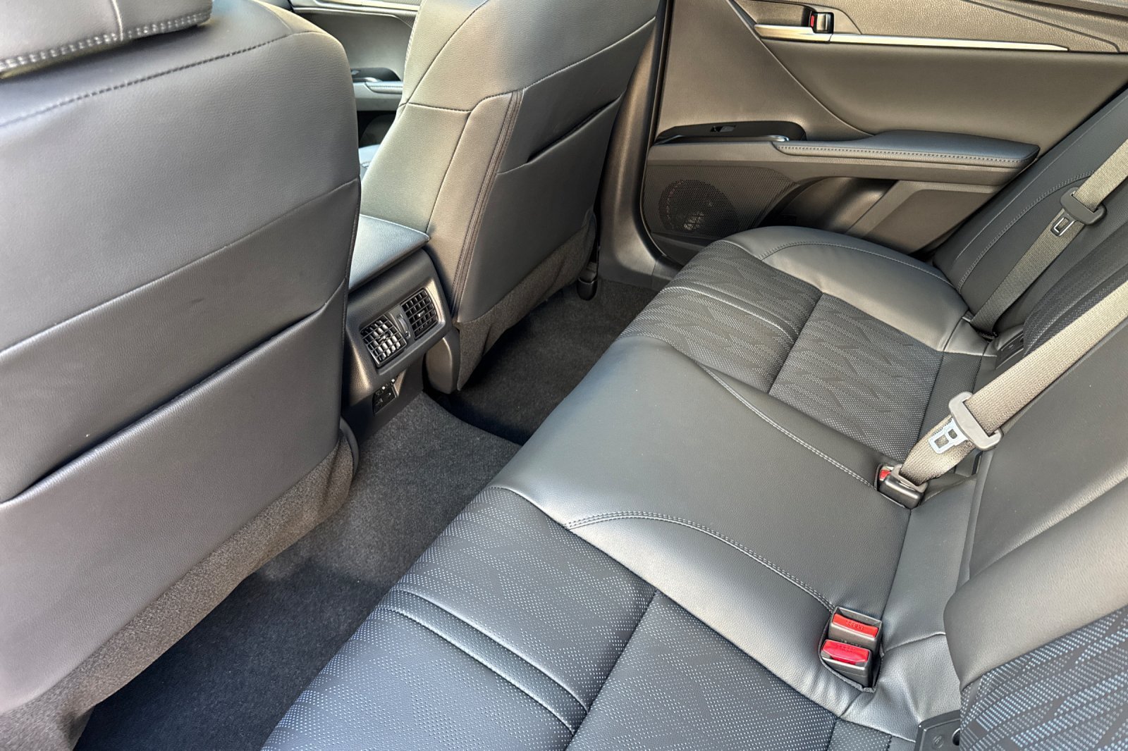 New 2026 Toyota Camry XSE AWD/4WD image 13