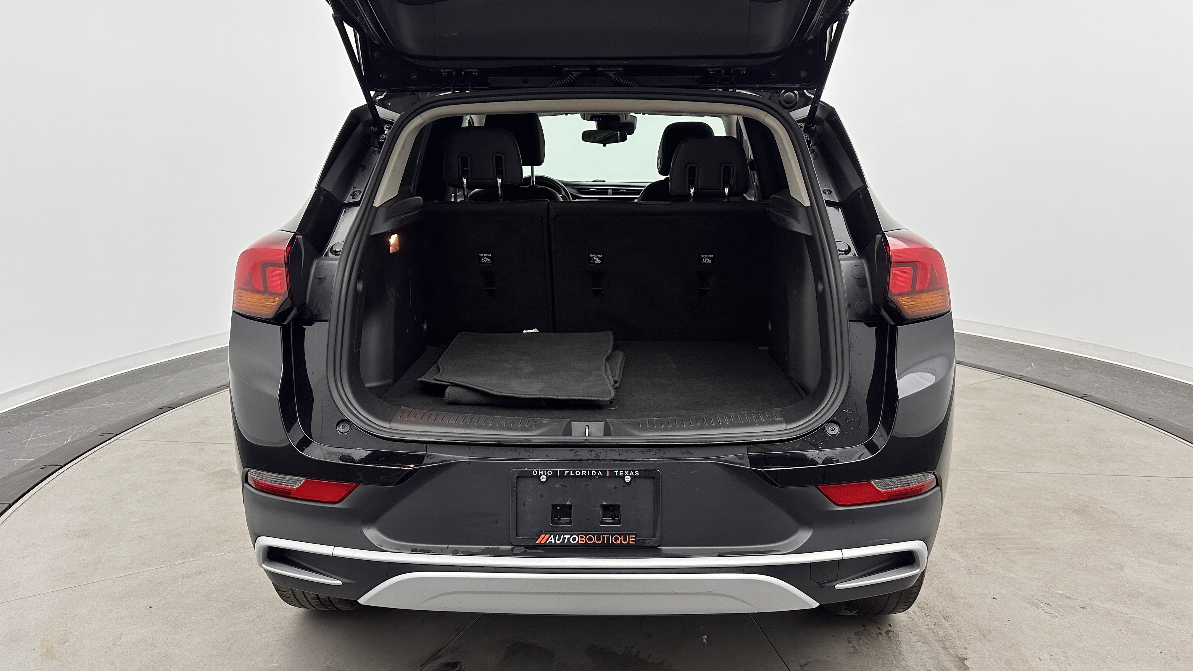 Used 2020 Buick Encore GX Select image 32